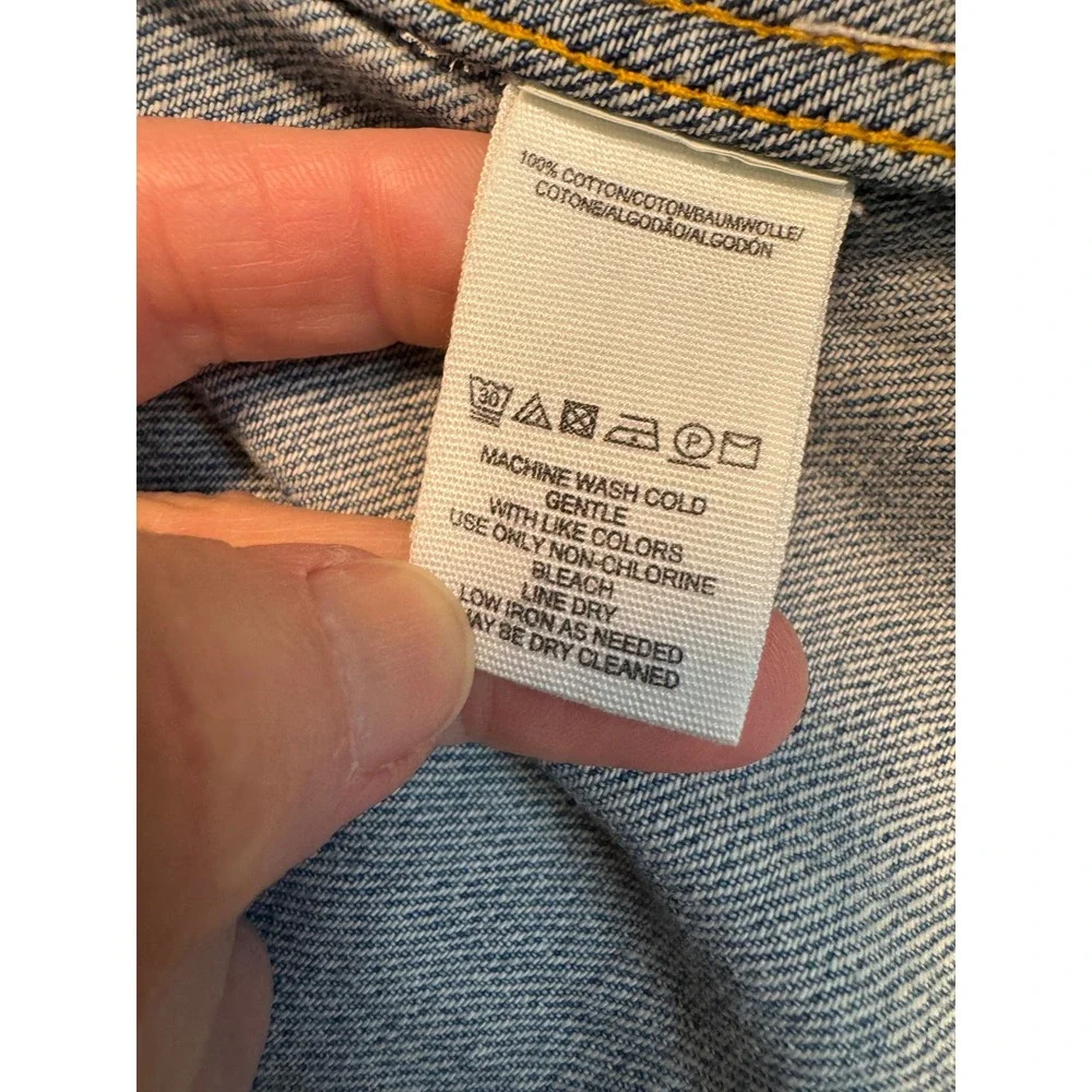 Free People Distressed Denim Jacket Oversized Blue Button Up Long Sleeve Size XS - Picture 7 of 7